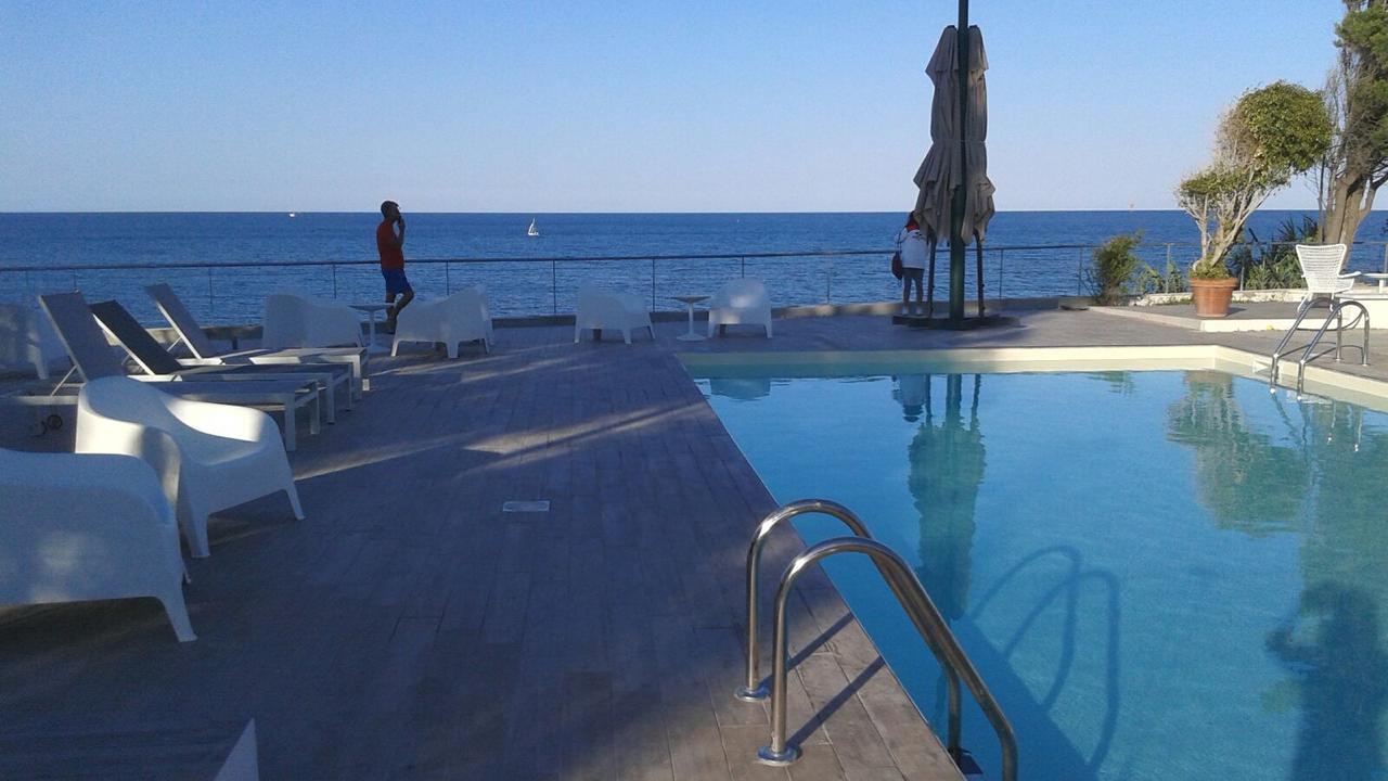 B&B Do'Mmilio Κρότωνας Εξωτερικό φωτογραφία